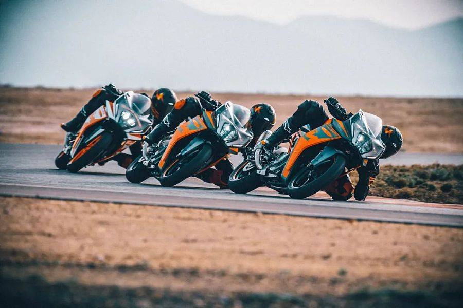 新款KTM390正式公布，车架、动力、电控周全进级