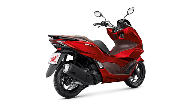 PCX160阻击战，N-MAX TCS版抢先公布