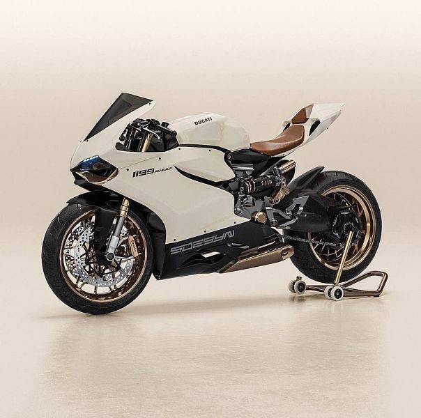 『改装』Ducati 1199 Panigale S 香槟金