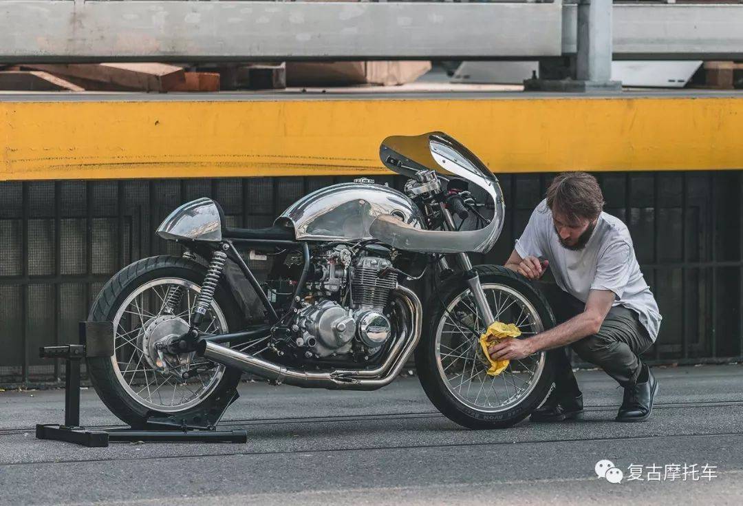 学院派改车：Honda CB400 | 每日一车