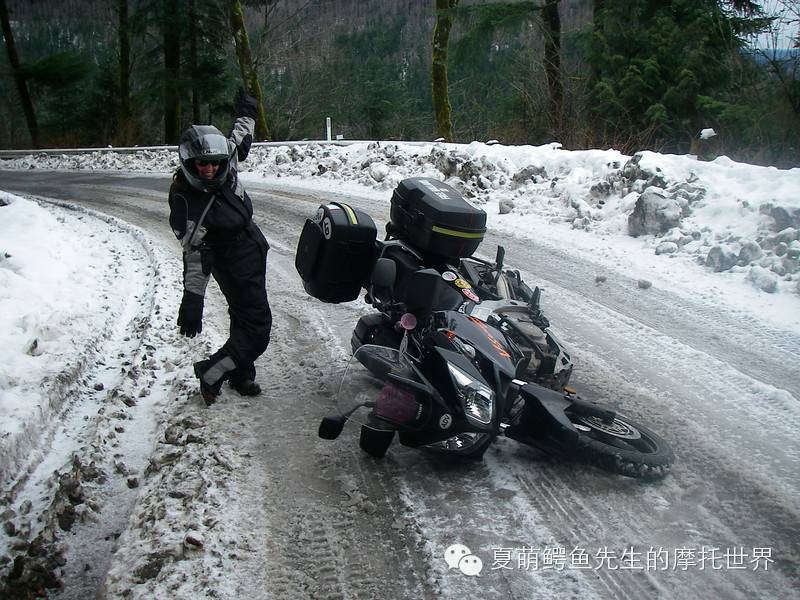 摩托车骑士挑战寒冬须知