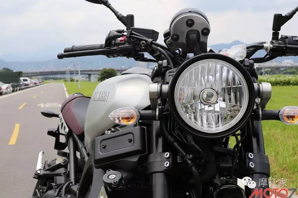 聊车／这个三缸复古的雅马哈好帅昂！——2016 YAMAHA XSR 900