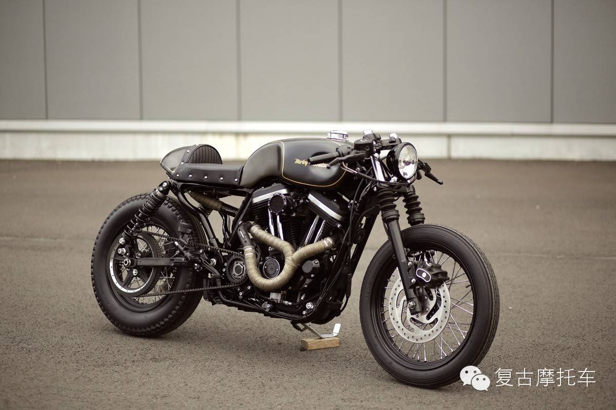 哈雷 883 改装 Cafe Racer