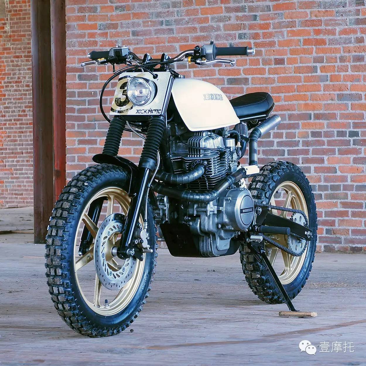 Honda CM400，变身激进派