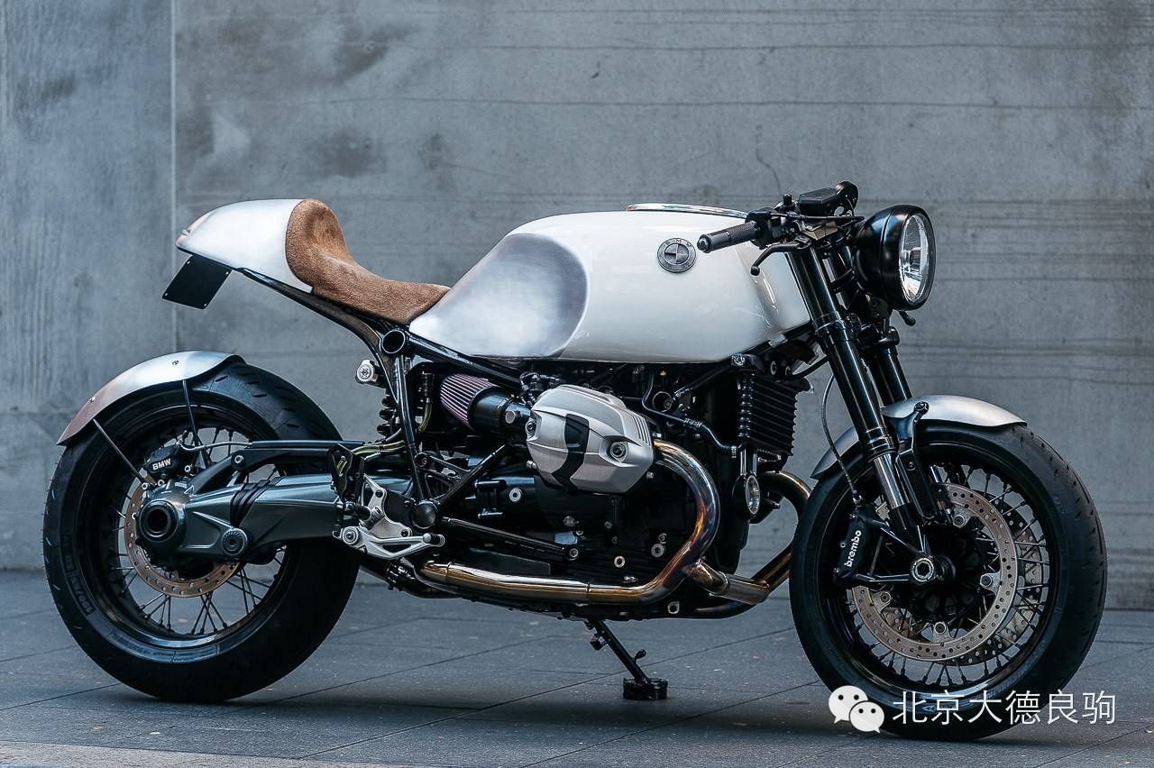 Deus Ex Machina x BMW 定制机车