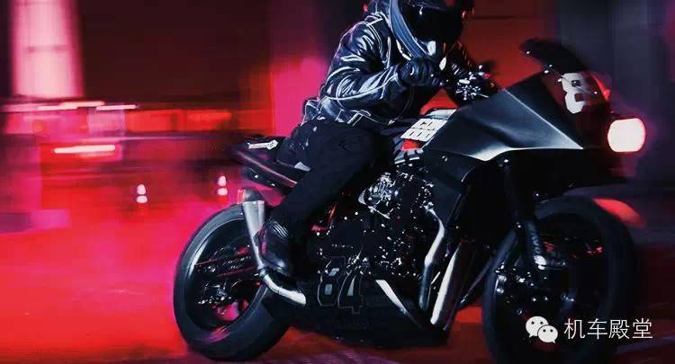 Kawasaki GPZ900R 改装示范