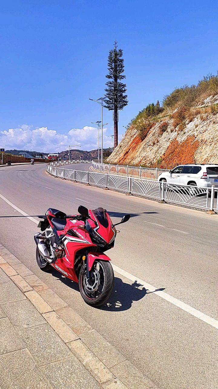 省油骑车法，cbr500r 2.5L/100km