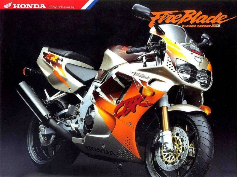 这才是 Honda CBR 的老虎贴花