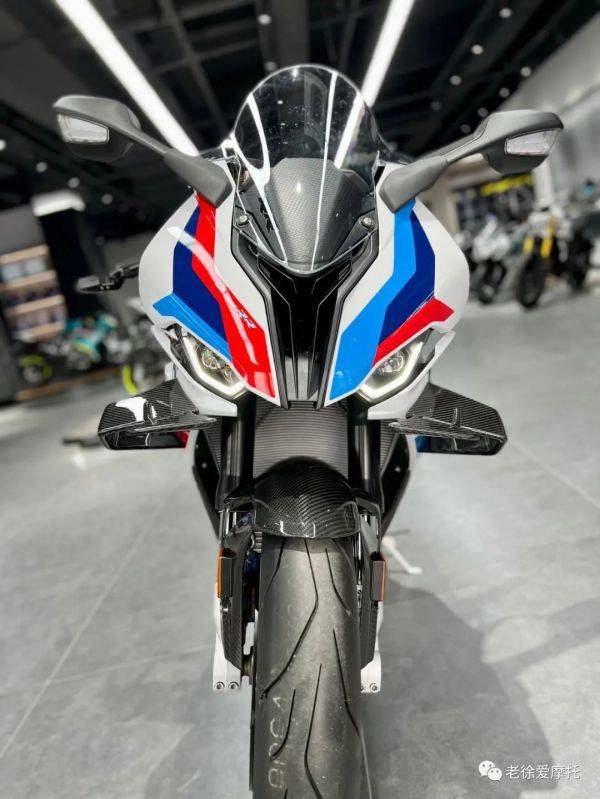 【量产车】顶级超跑-宝马BMW M1000RR 全球限量版 实车简介!