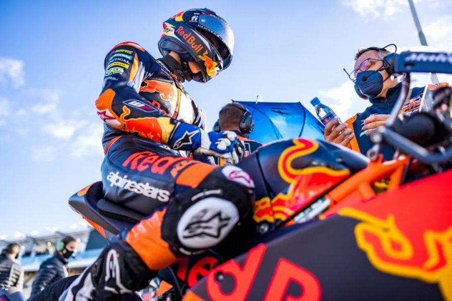 简讯:春风进军 2022 Moto3,KTM 夺得 2021 Moto3 车队年度冠军