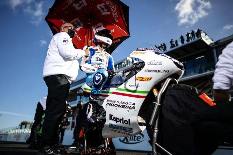友力企业邀您关注：MotoGP 圣马力诺站，奋力推进的吉斯尼 Moto3