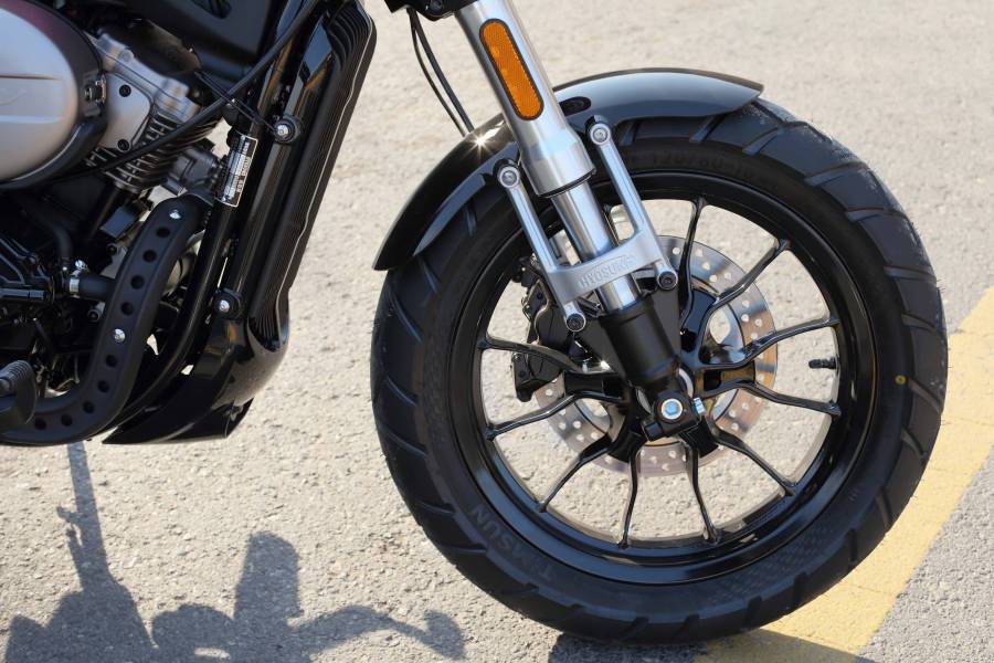 骁胜GV300S  罕见的国产BOBBER