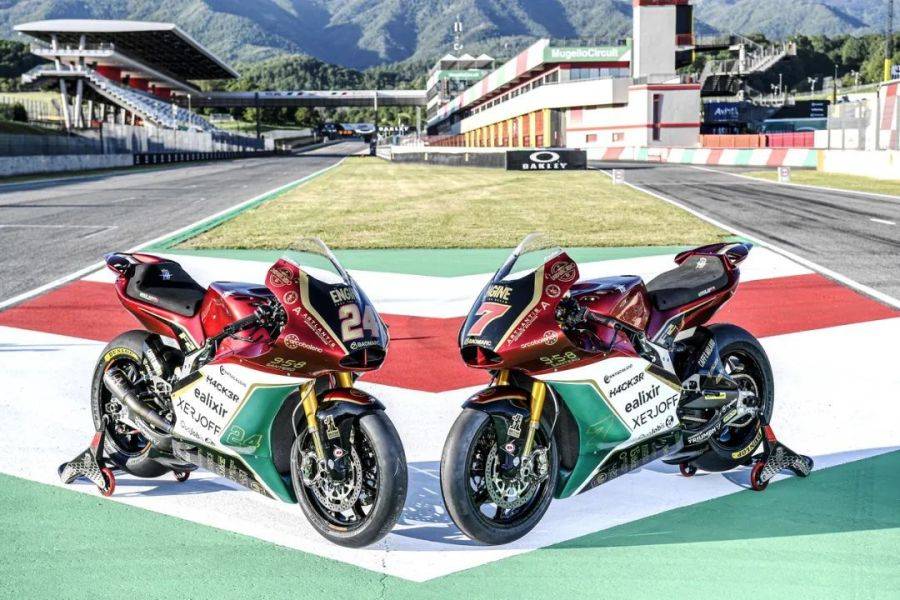 2021 MotoGP 意大利站:国旗风格图案的 MV 奥古斯塔