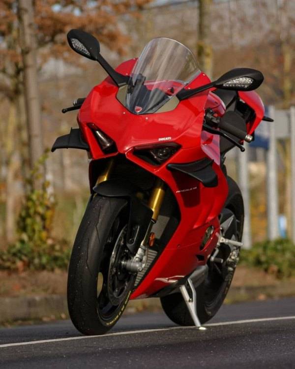 杜卡迪panigalev4s