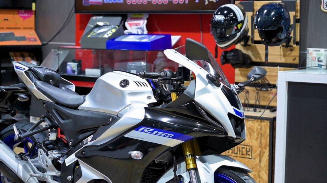 2022款雅马哈YZF-R15 M实车鉴赏，地表最强150