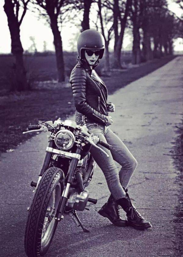 不要做万众迷的女强人，骑车是一种自然的生活享受