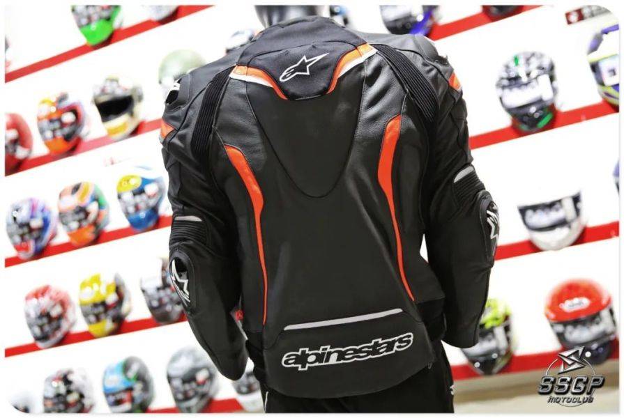 [ Alpinestars ] 秋冬新品!高阶 CELER V2 运动款皮衣,多款配色可选……