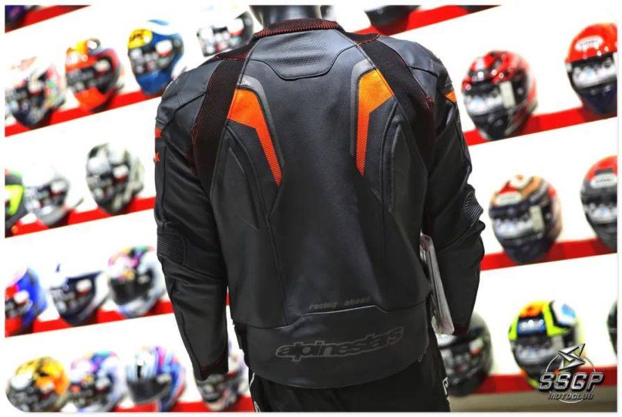 [ Alpinestars ] 2021 新款到店!高阶 GP PLUS R V3 多款配色可选……