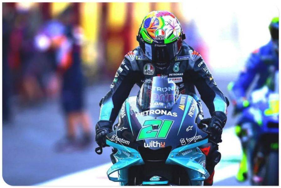 [ MotoGP ] 皮衣涡流设计?继鸭尾后皮衣新空气动力「鳍」!……