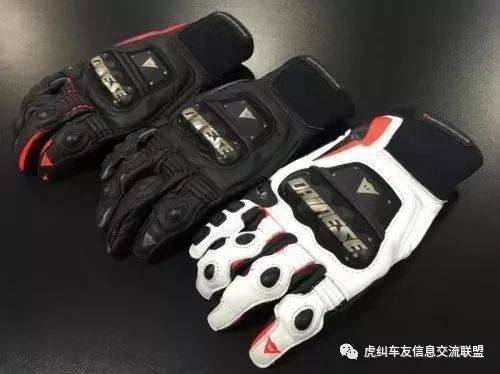 福州机车新骑士入门指南之如何选择一双适合自己的骑行手套呢？
