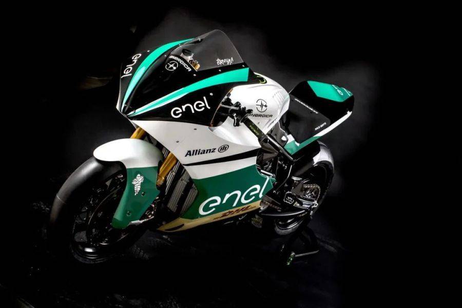 杜卡迪自 2023 年起为 MotoE 世界杯提供电动赛车