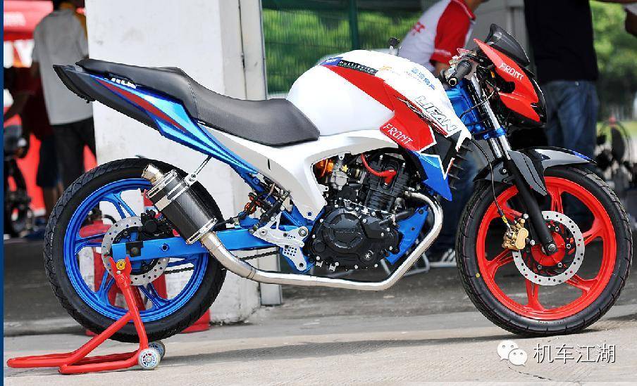 维修改装 | 看本田摩托车战神150cc变身为250cc！