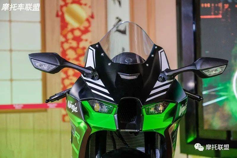 川崎新款ZX-10R 台湾地区发布,多款新车新色亮相