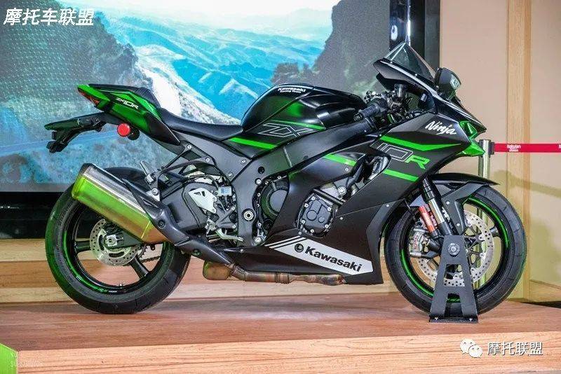 川崎新款ZX-10R 台湾地区发布,多款新车新色亮相