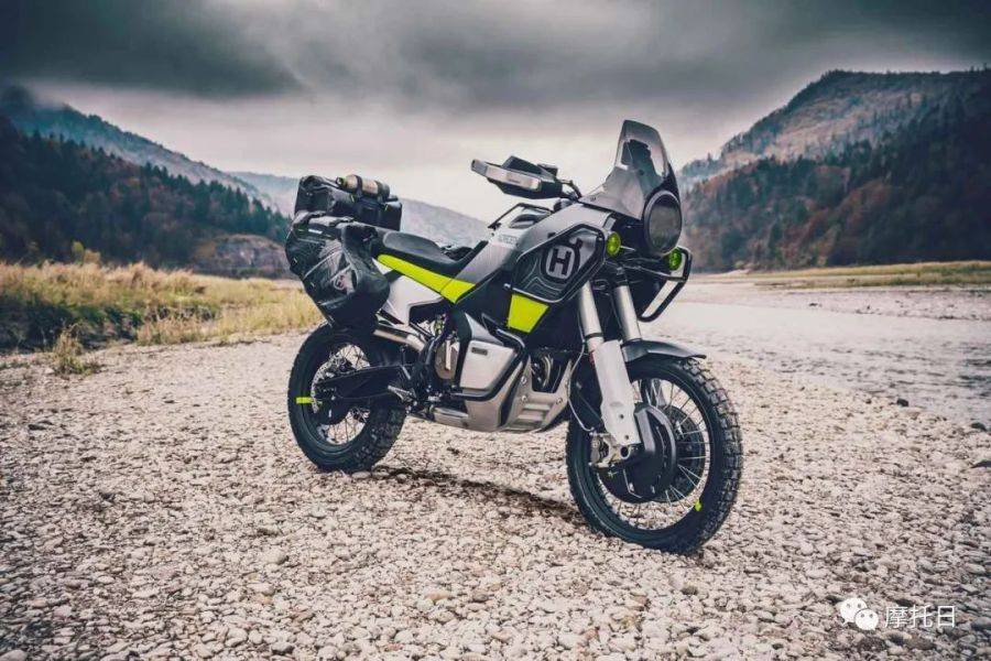 Husqvarna正式发布Norden 901，圆灯ADV颜值很耐看