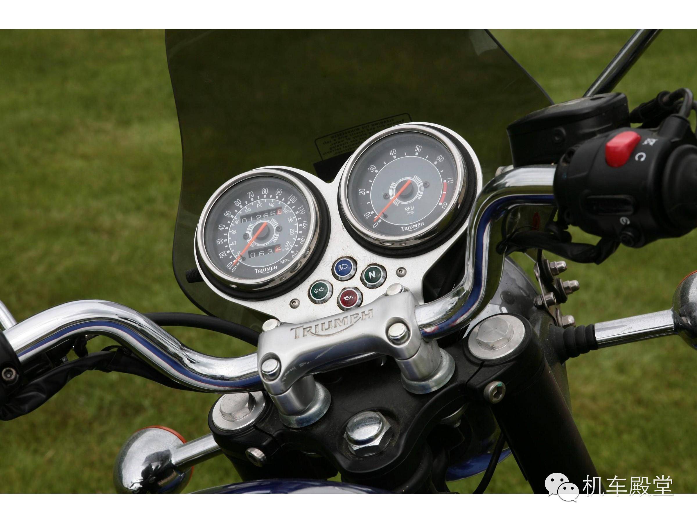 凯旋摩托车Bonneville T100