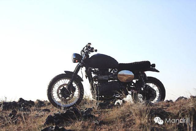 凯旋 Scrambler 900，真是个狠角