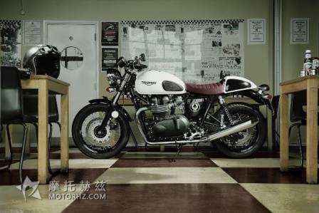  凯旋发布 Thruxton 900 