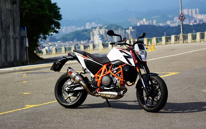 滑胎｜2014 KTM 690 