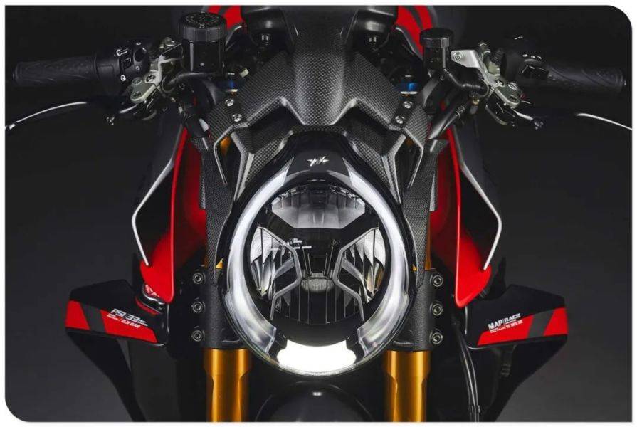 [ MV Agusta ] 来自绿色地狱的狂野猛兽!Brutale 1000 Nürburgring 限量版发表……