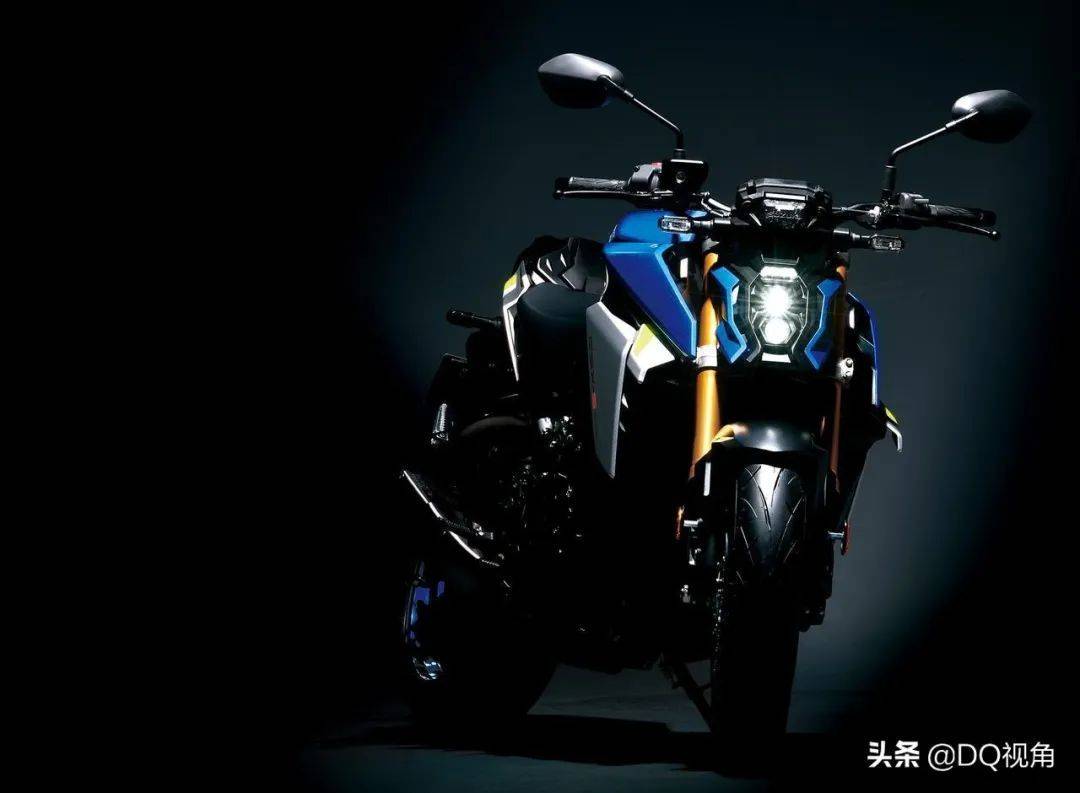 铃木摩托四缸街车GSX-S1000,堆叠大灯设计,传承大R精髓