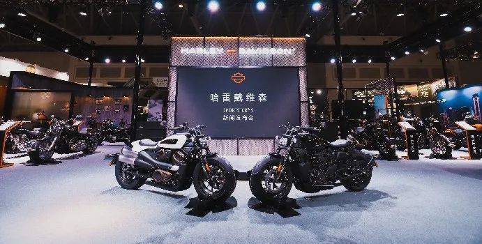 哈雷戴维森全新性能摩托车Sportster S正式亮相于2021中国国际摩托车博览会