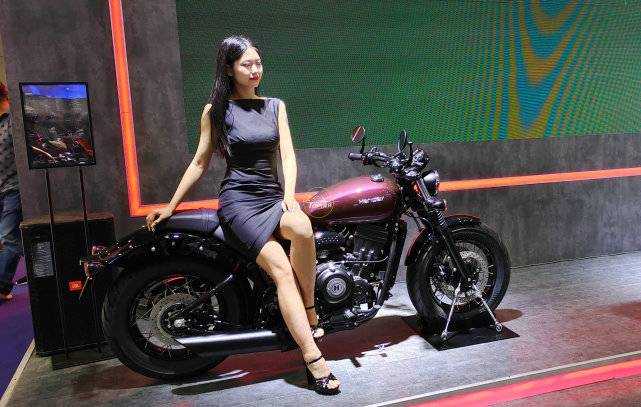 重庆摩博会丨汉威B50正式发布 最快年底上市