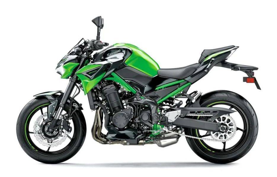 Kawasaki 发布 2022 Z900、Z900 SE