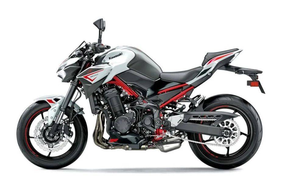 Kawasaki 发布 2022 Z900、Z900 SE