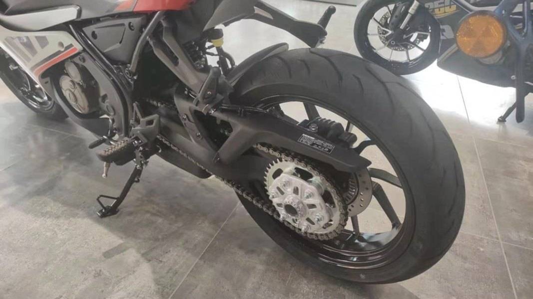 Qjmotor赛250实车到店