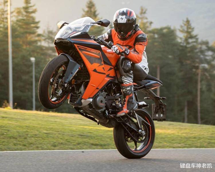 历时五年终于改款，全新KTM RC390首个官方宣传片曝光