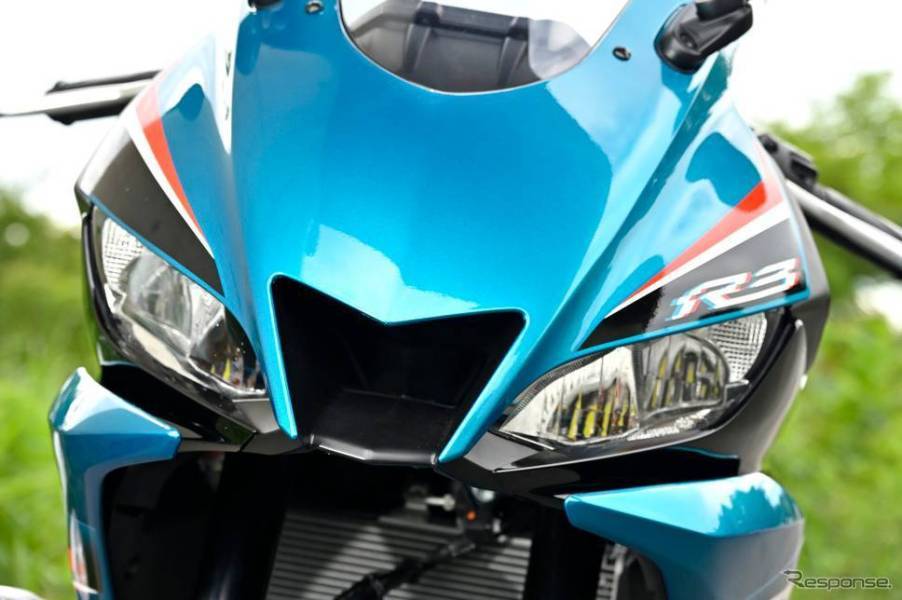 日本人气小排量跑车雅马哈YZF-R3电青色，实物实车细节多图