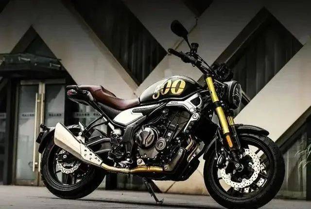 买本田CB400X好还是买国产500排量摩托车好，如何选择？