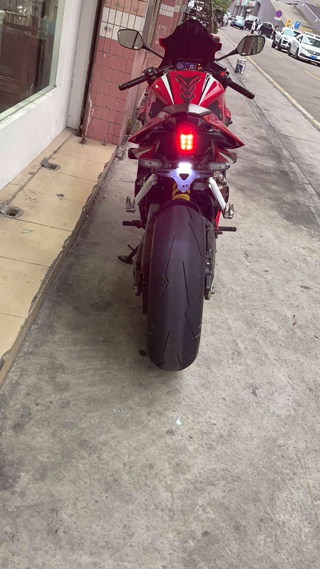 本田CBR650R