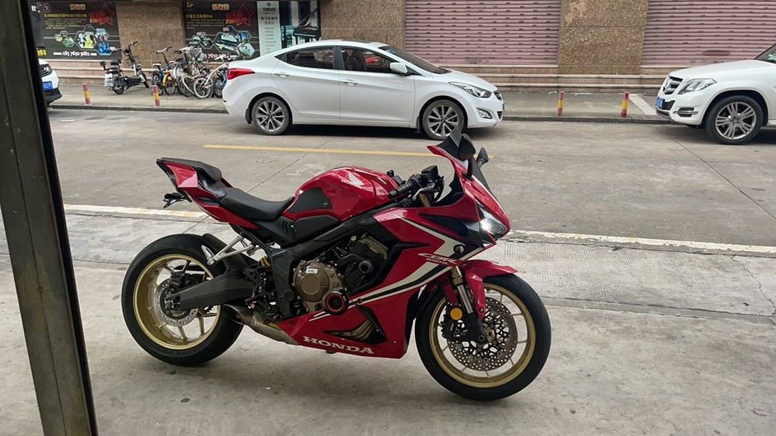 本田CBR650R