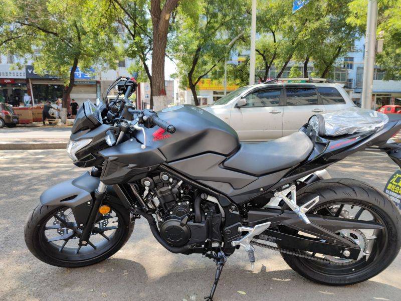 CB400F提车，骑回家100公里没过磨合拉到140