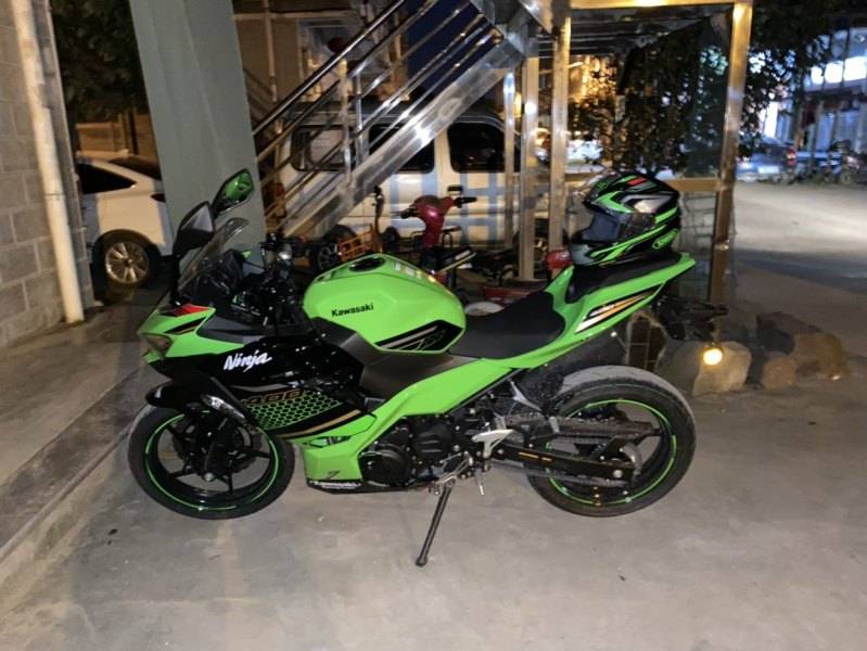 川崎ninja400和赛六的对比