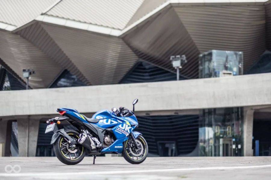 [ 车辆测评 ] 无压力享受大车质感!SUZUKI Gixxer/SF 250 长篇评测……