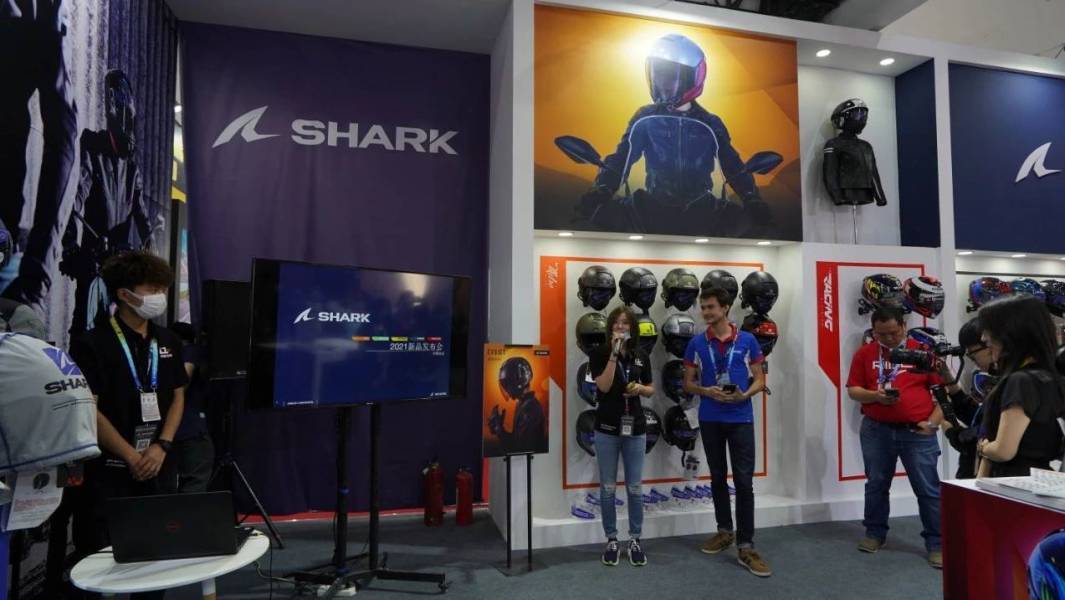 2021北京摩展，鲨鱼来了，shark头盔新品发布！