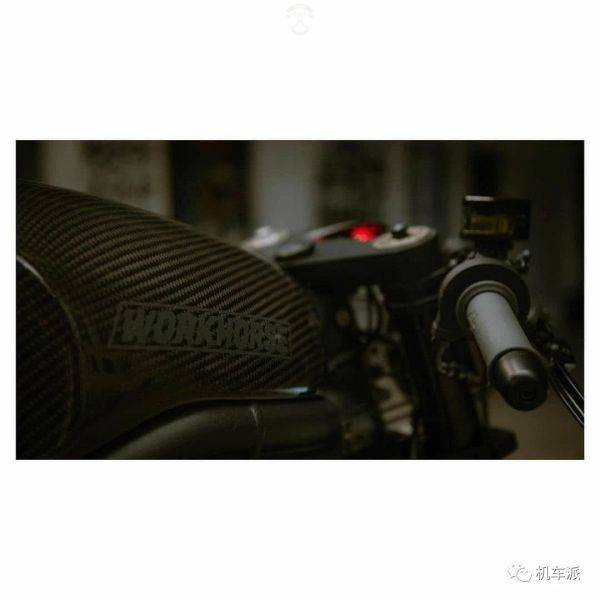 定制 | 凯旋 Speed Triple 1050改装欣赏